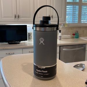 128 oz Hydroflask! 1 Gallon